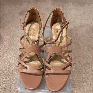 Naturalizer Women's Nude Strappy Sandals